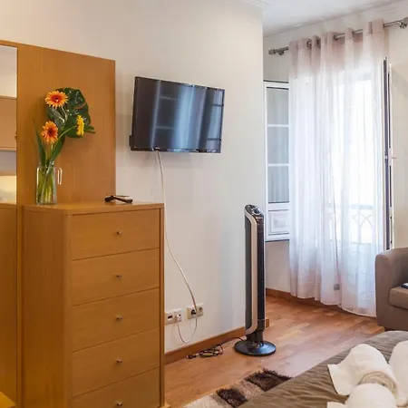 Azores - Calheta Downtown Διαμέρισμα Πόντα Ντελγκάντα