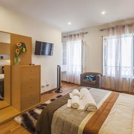 Апартаменты Azores - Calheta Downtown Понта-Делгада