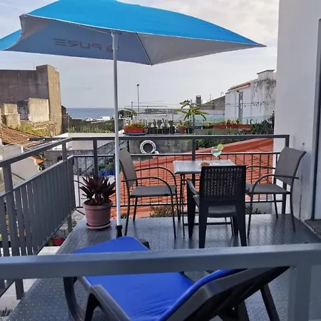 Azores - Calheta Downtown Апартаменты Понта-Делгада